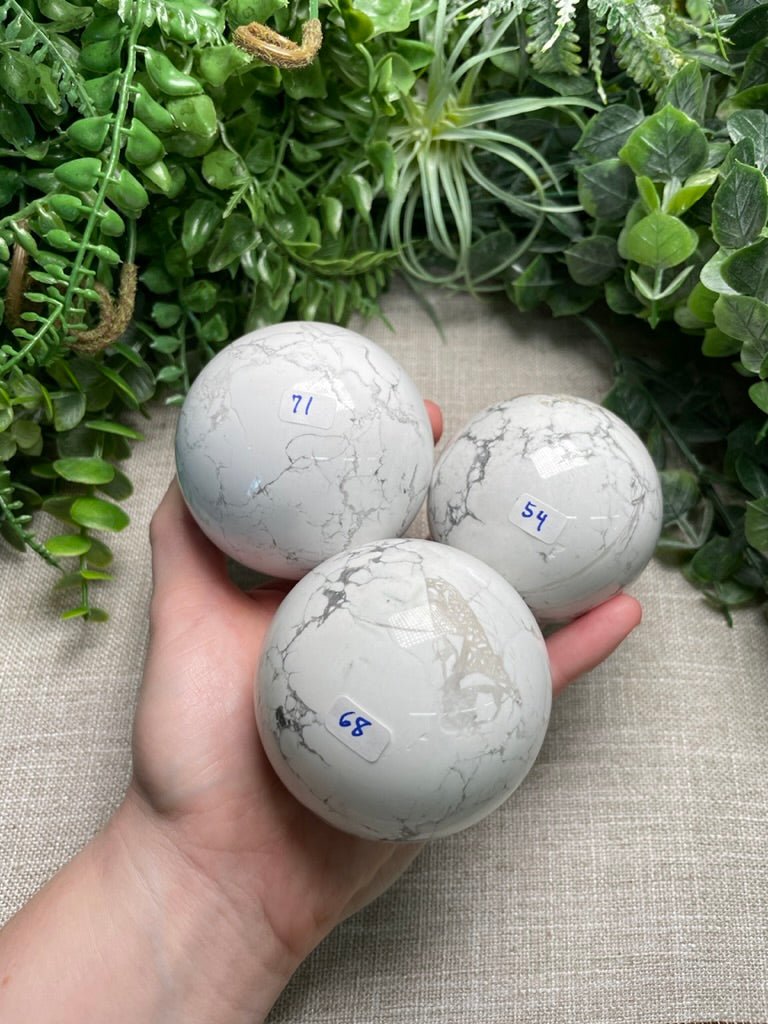 Howlite Sphere | Copper Ashes