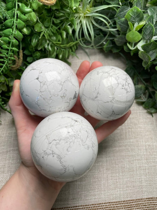 Howlite Sphere | Copper Ashes