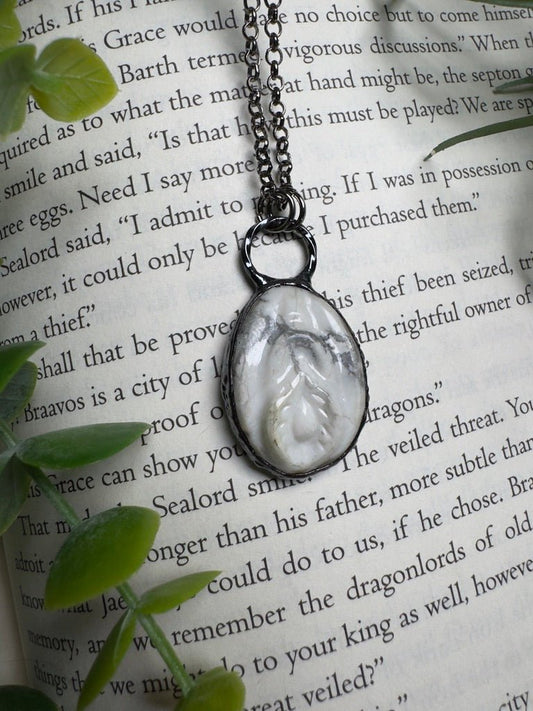Howlite Yoni Necklace | Copper Ashes