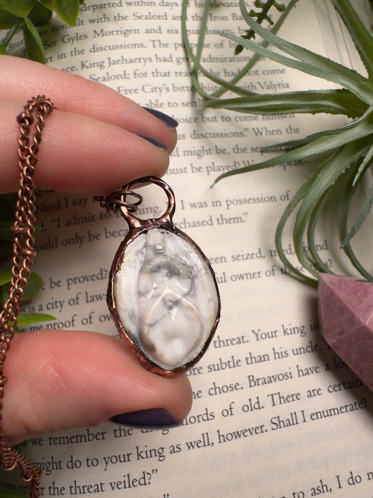 Howlite Yoni Necklace | Copper Ashes