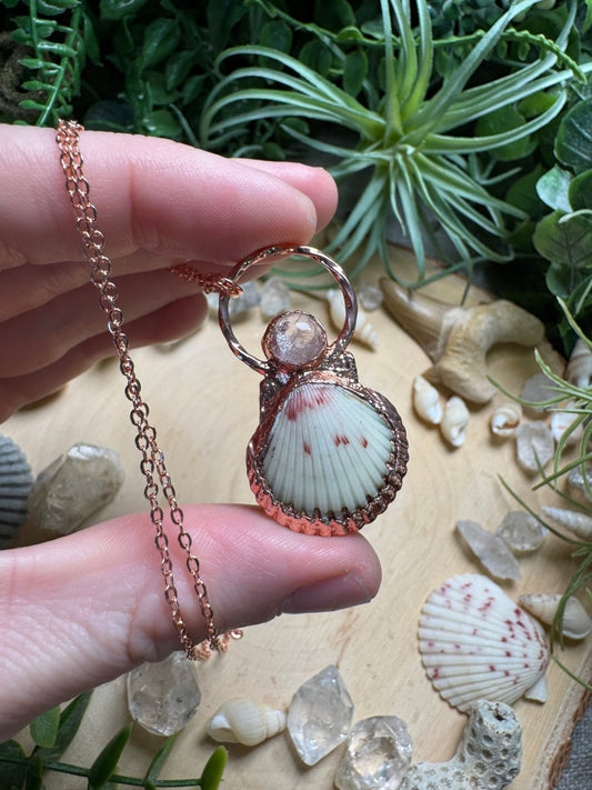 Kunzite and Scallop Shell Necklace | Copper Ashes
