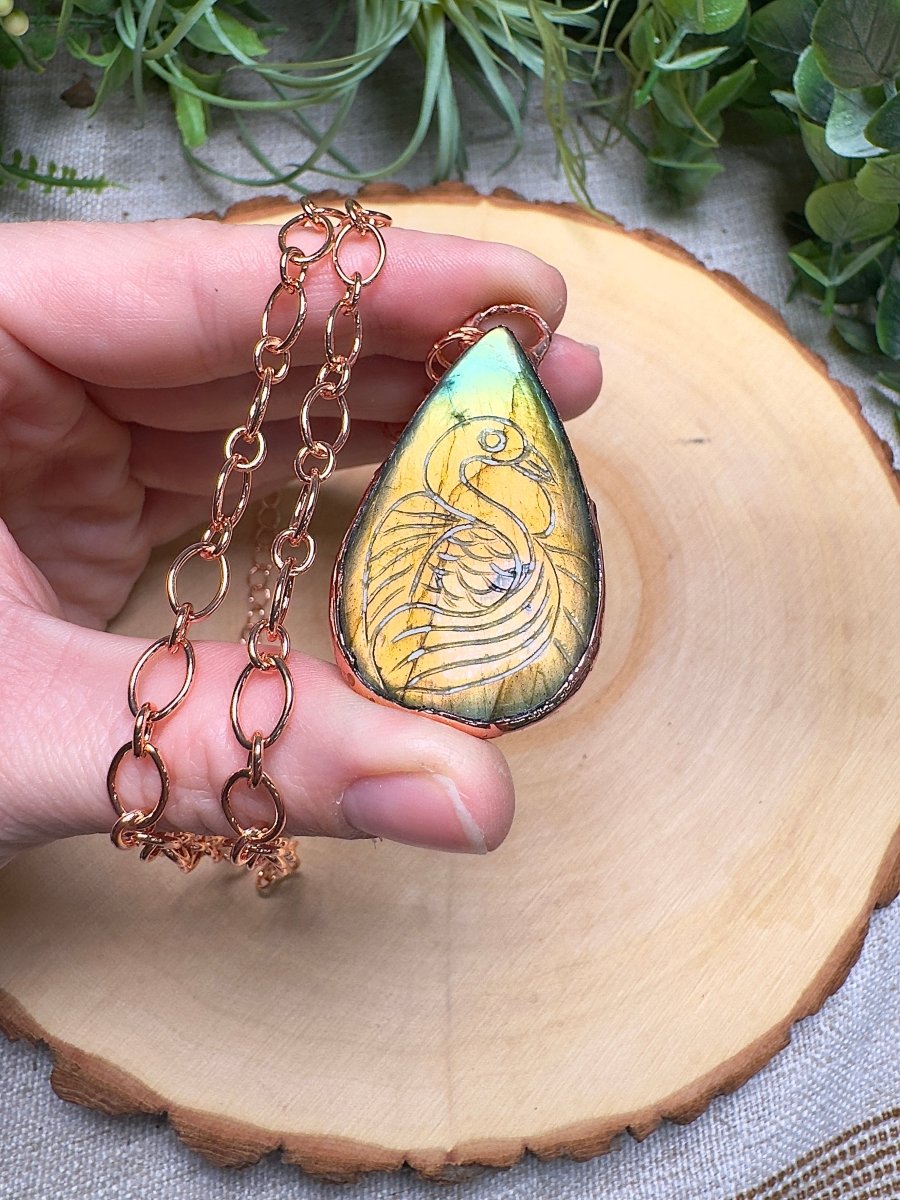 Labradorite Bird Necklace | Copper Ashes