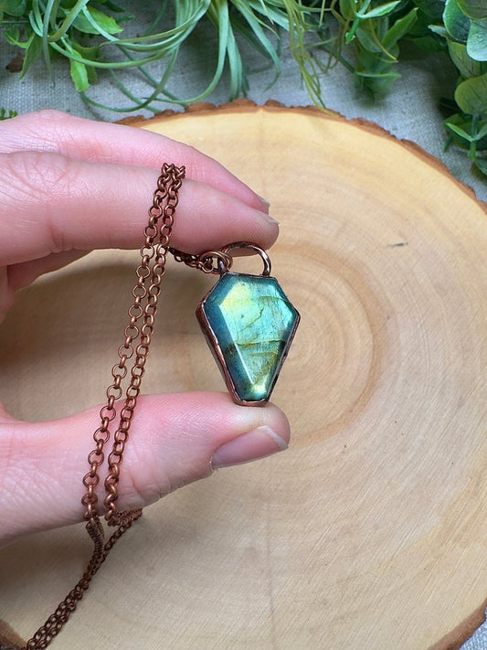 Labradorite Coffin Necklace | Copper Ashes