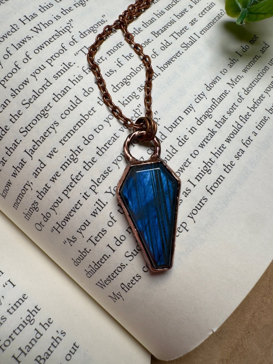 Labradorite Coffin Necklace | Copper Ashes