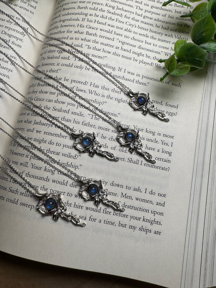 Labradorite Kawaii Bow Necklace Adjustable | Copper Ashes