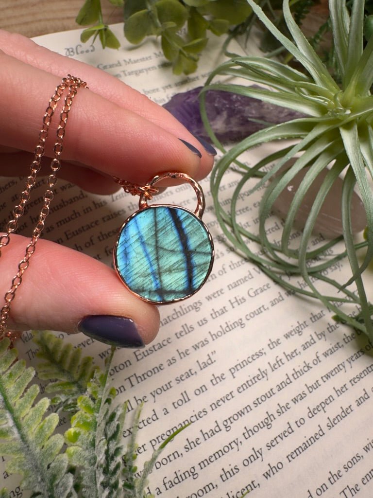 Labradorite Necklace | Copper Ashes