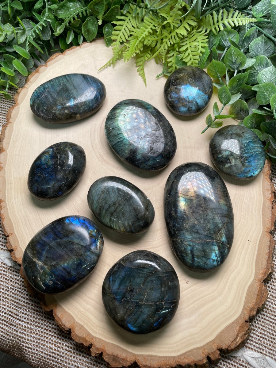 Labradorite Palm Stone | Copper Ashes