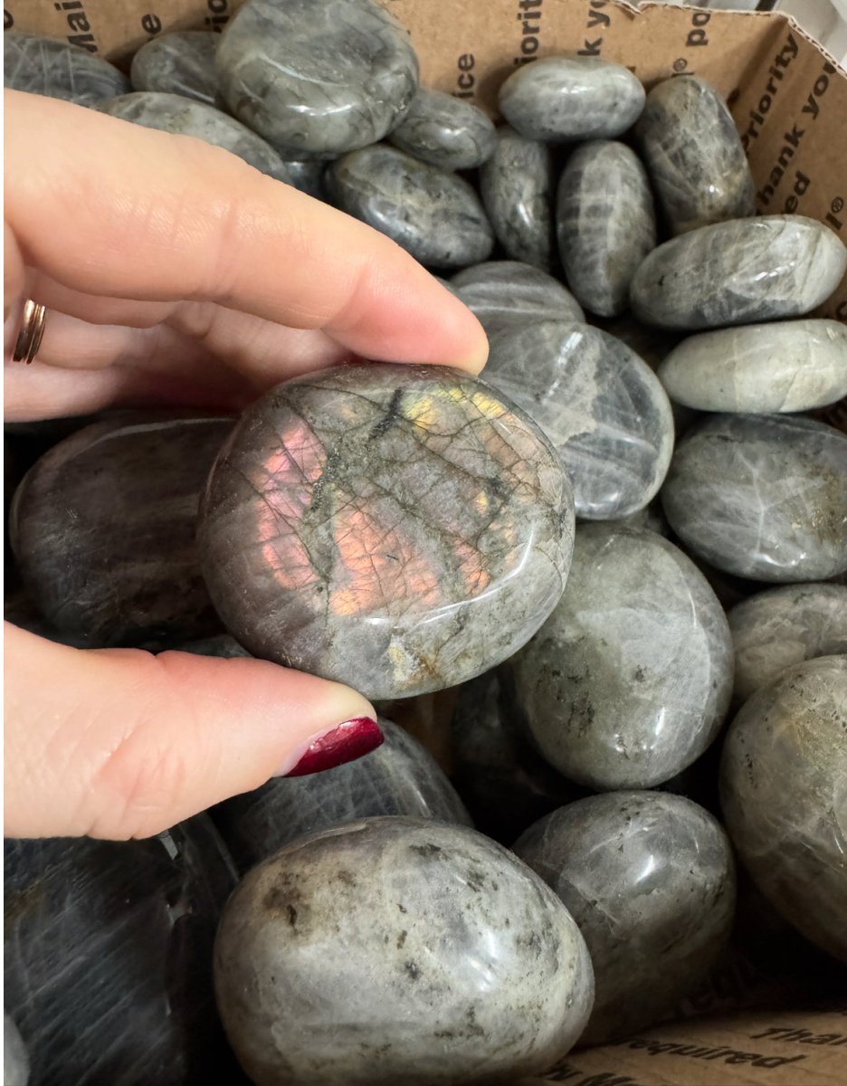 Labradorite Palm Stone | Copper Ashes