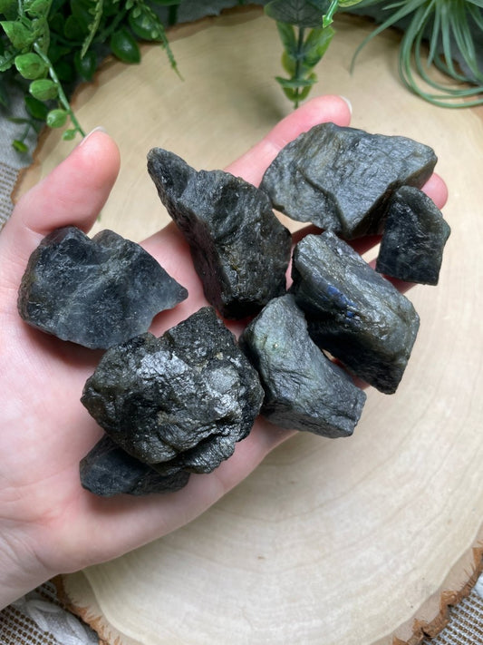 Labradorite Raw Stone | Copper Ashes