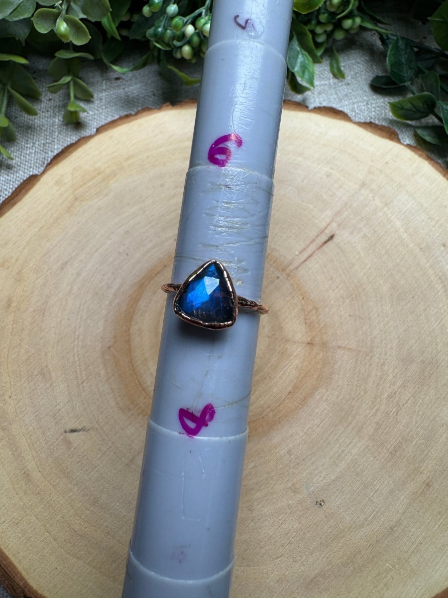 Labradorite Ring Size 7 | Copper Ashes