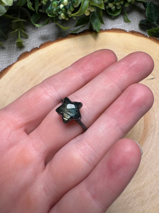 Labradorite Star Ring Size 8 | Copper Ashes