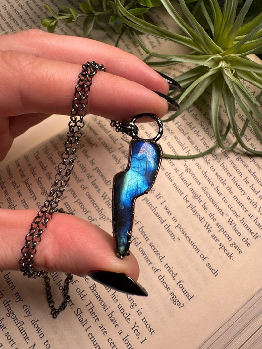 Lightning Bolt Labradorite Necklace | Copper Ashes