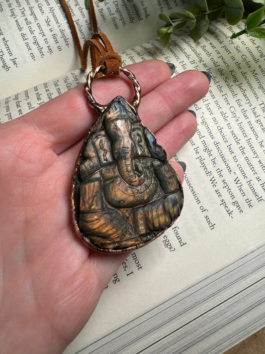Lord Ganesh Labradorite Necklace | Copper Ashes