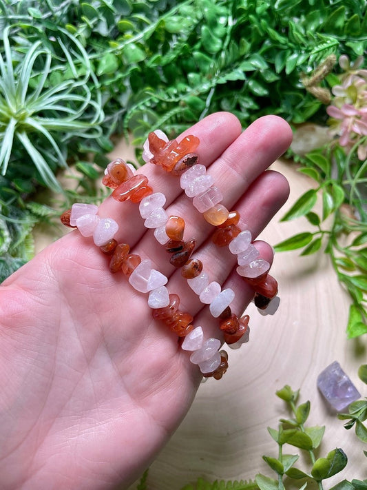 Love and Passion Chip Bracelet made with Carnelian and Rose Quartz | Copper Ashes
