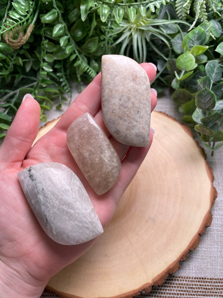 Moonstone Cabochon Shape | Copper Ashes