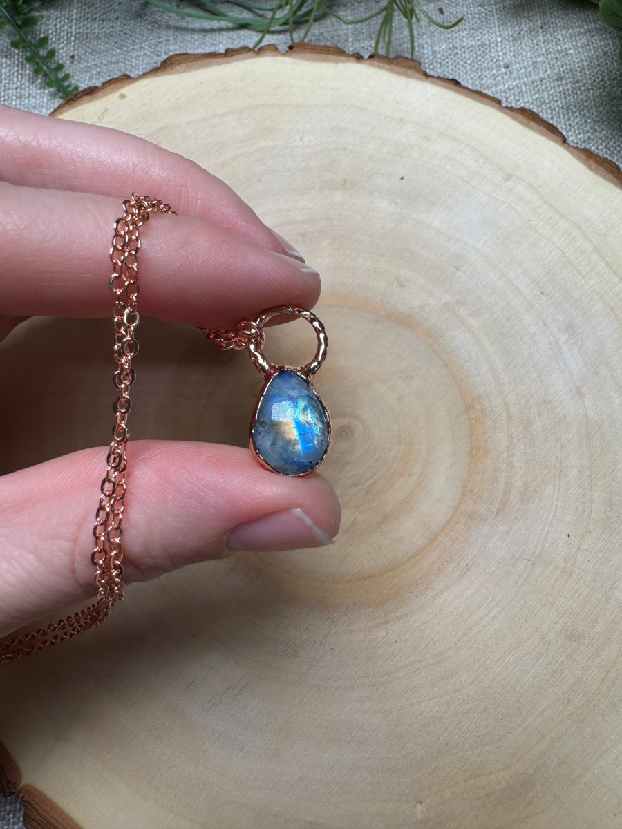 Moonstone Necklace | Copper Ashes