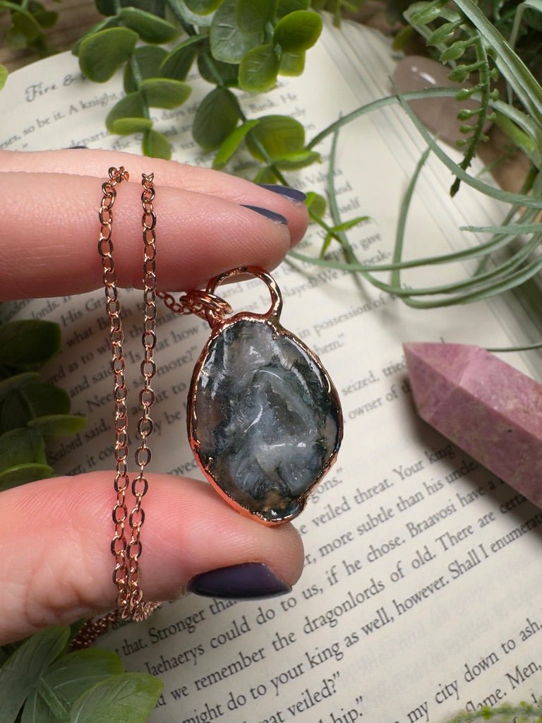 Moss Agate Druzy Yoni Necklace | Copper Ashes