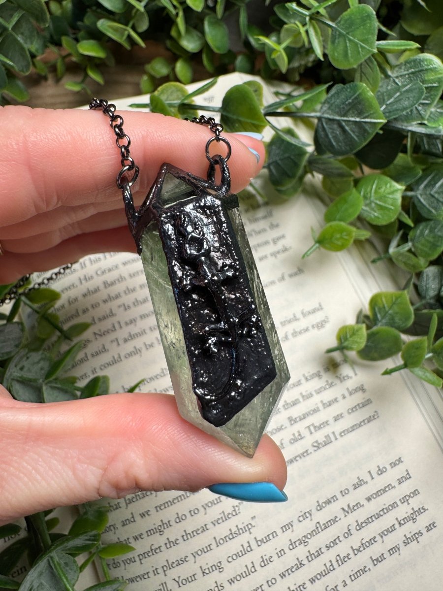 Mummified Lizard and Green Amethyst Necklace | Copper Ashes