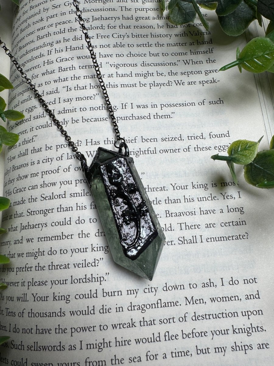 Mummified Lizard and Green Amethyst Necklace | Copper Ashes
