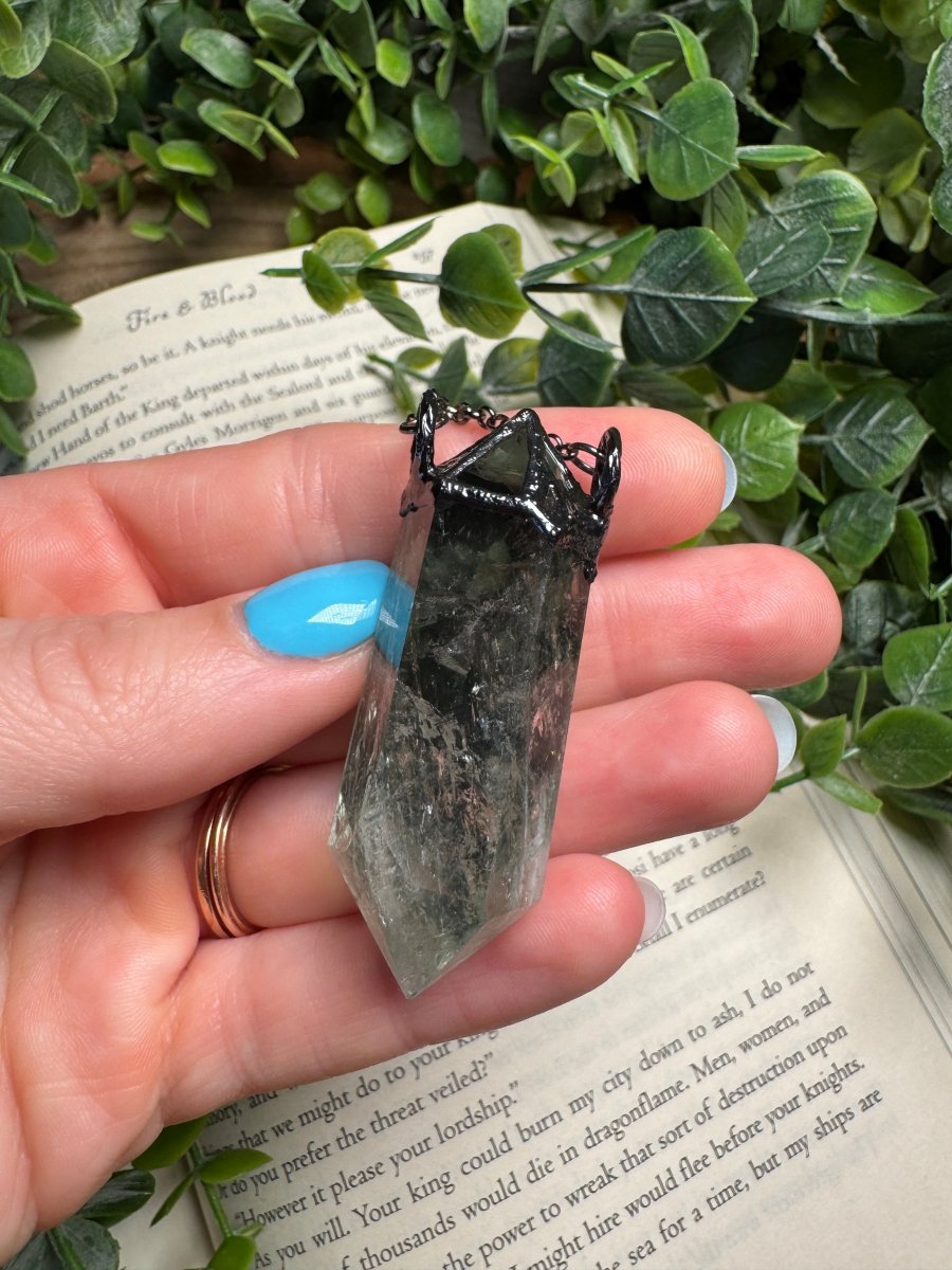 Mummified Lizard and Green Amethyst Necklace | Copper Ashes