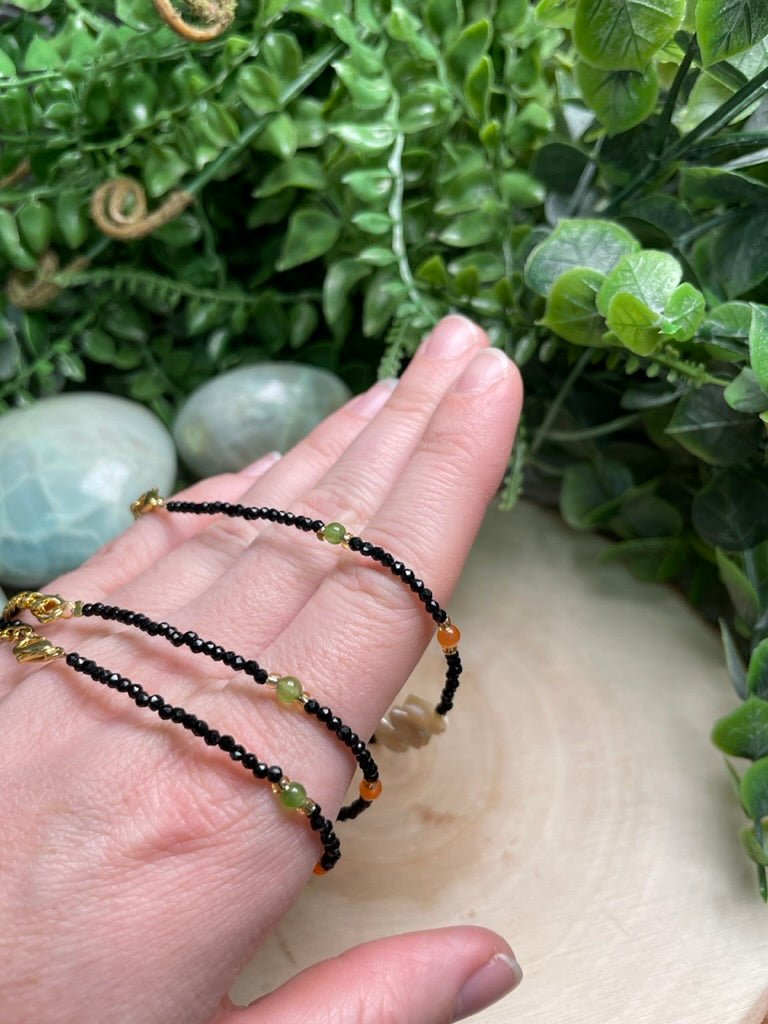 Obsidian and Mother of Pearl Shell Bracelet/ Anklet | Copper Ashes