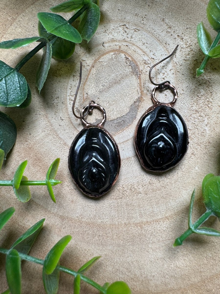 Obsidian Yoni Earrings | Copper Ashes