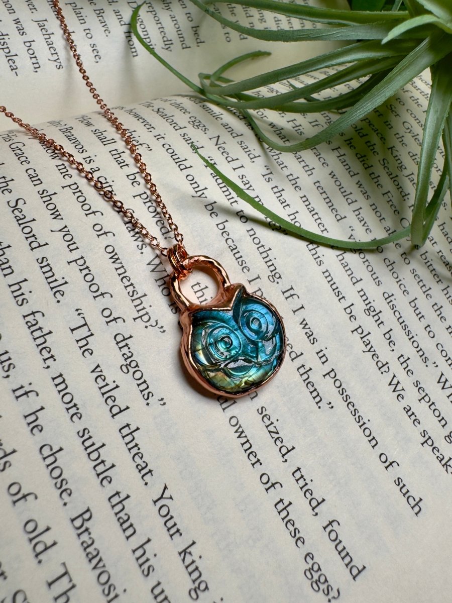 Owl Labradorite Necklace | Copper Ashes