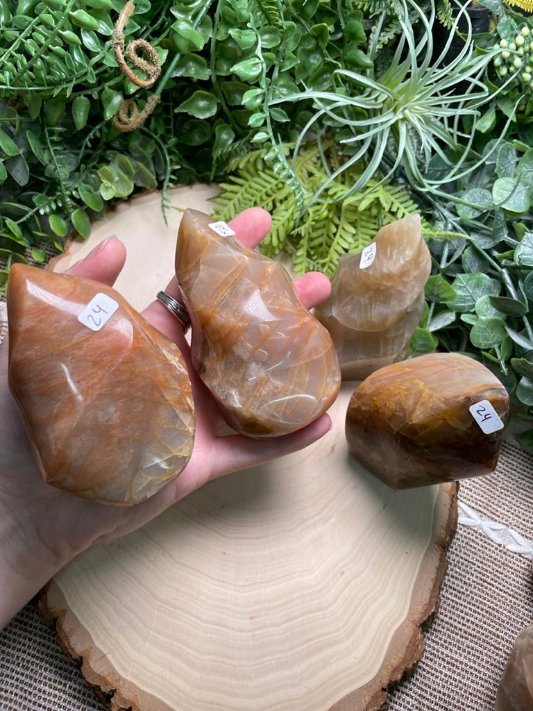 Peach Moonstone Flame | Copper Ashes