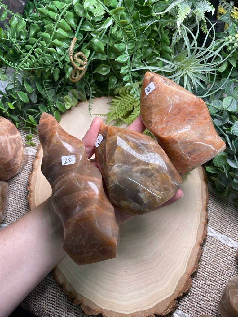 Peach Moonstone Flame | Copper Ashes