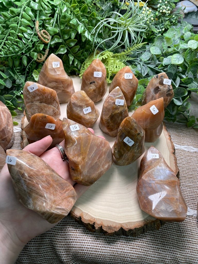 Peach Moonstone Flame | Copper Ashes