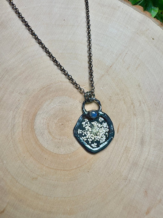 Pearlwyn - Moonstone and Flower Necklace | Copper Ashes