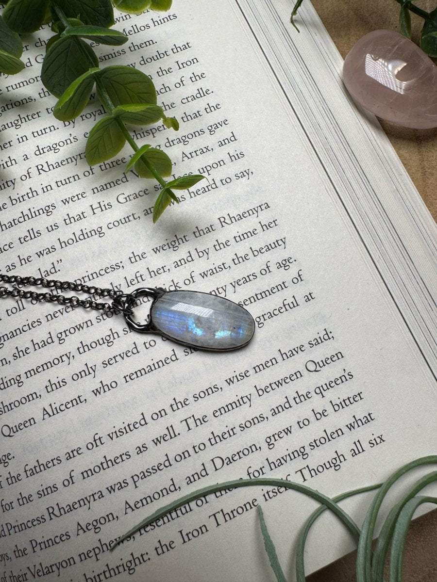 Rainbow Moonstone Necklace | Copper Ashes