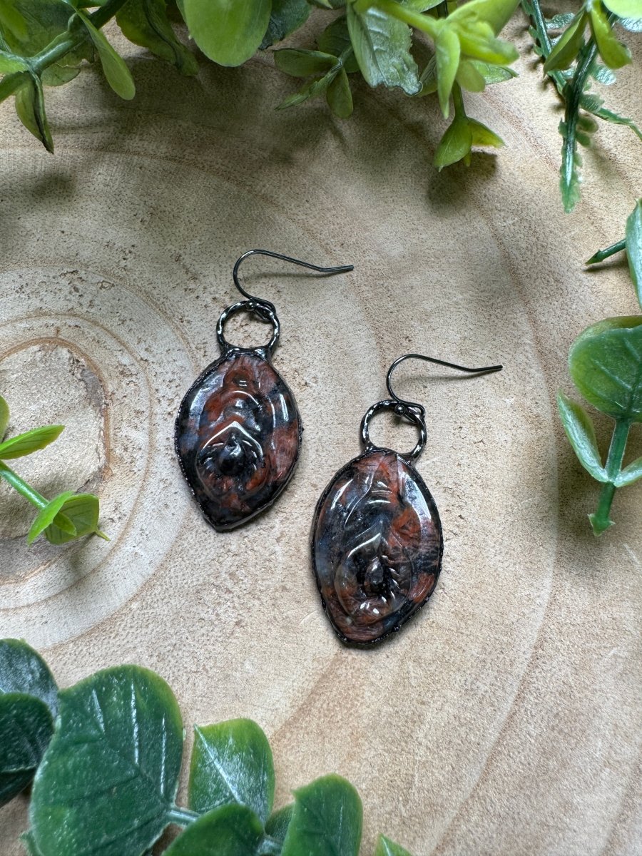 Red Que Sera Yoni Earrings | Copper Ashes