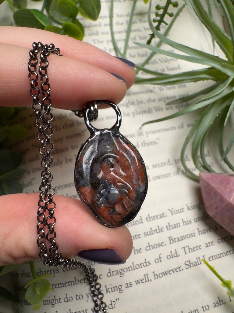 Red Que Sera Yoni Necklace | Copper Ashes