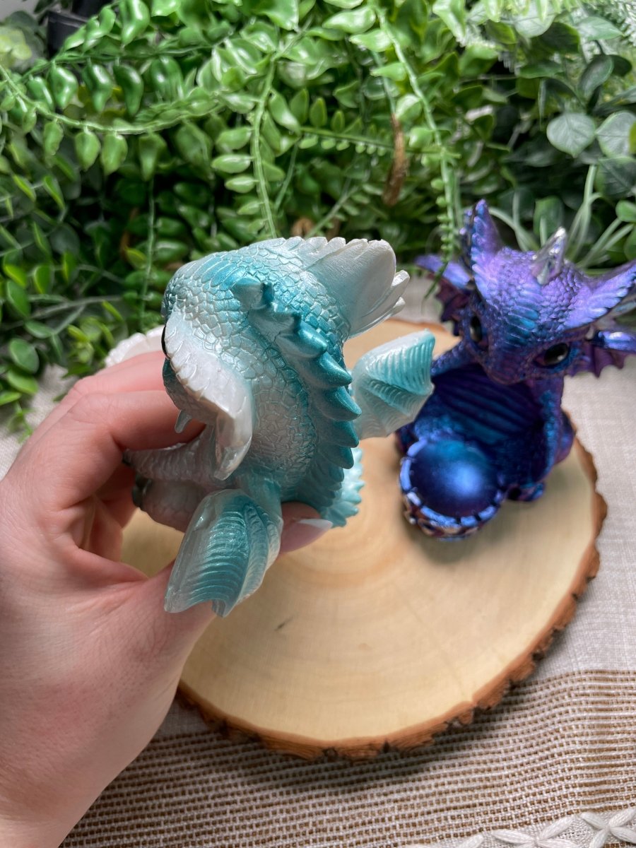 Resin Baby Dragon Sphere Stand | Copper Ashes