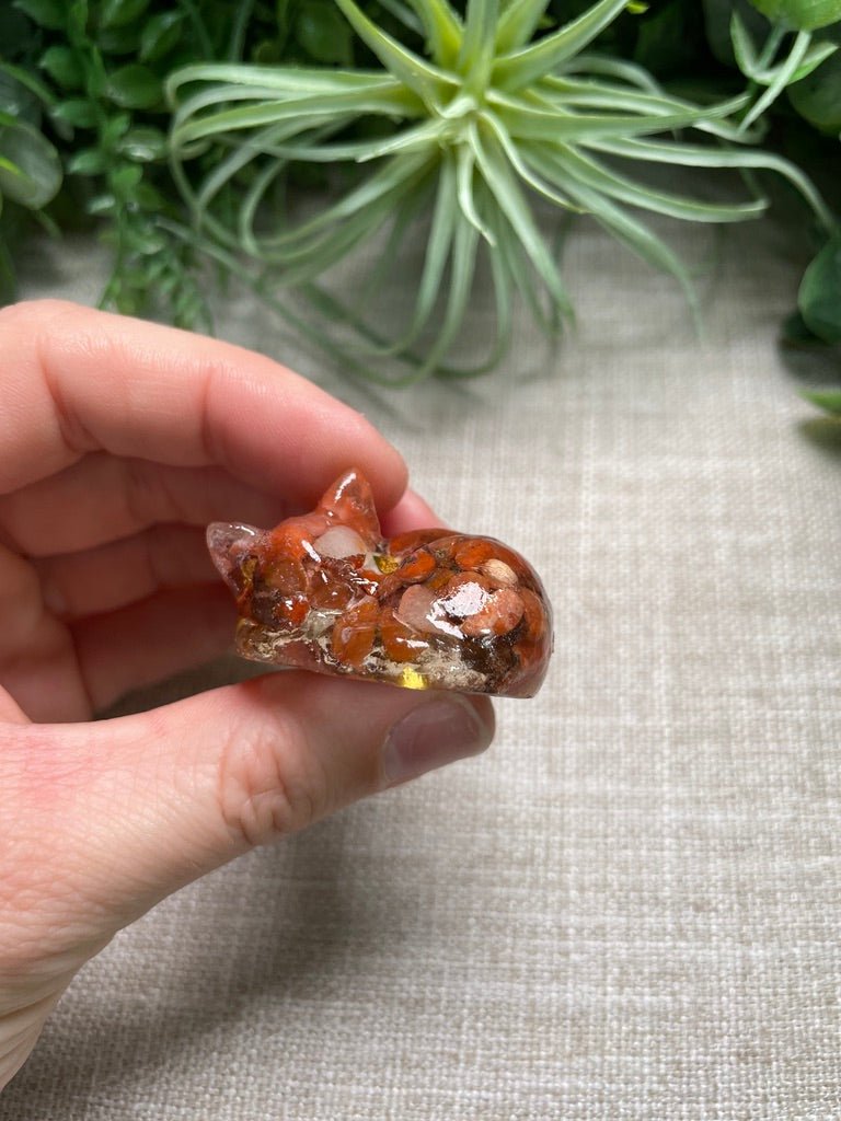Resin Crystal Chip Sleeping Cat | Copper Ashes