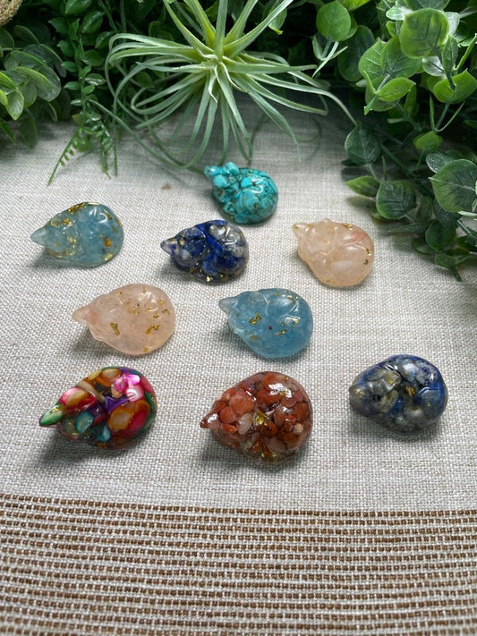 Resin Crystal Chip Sleeping Cat | Copper Ashes