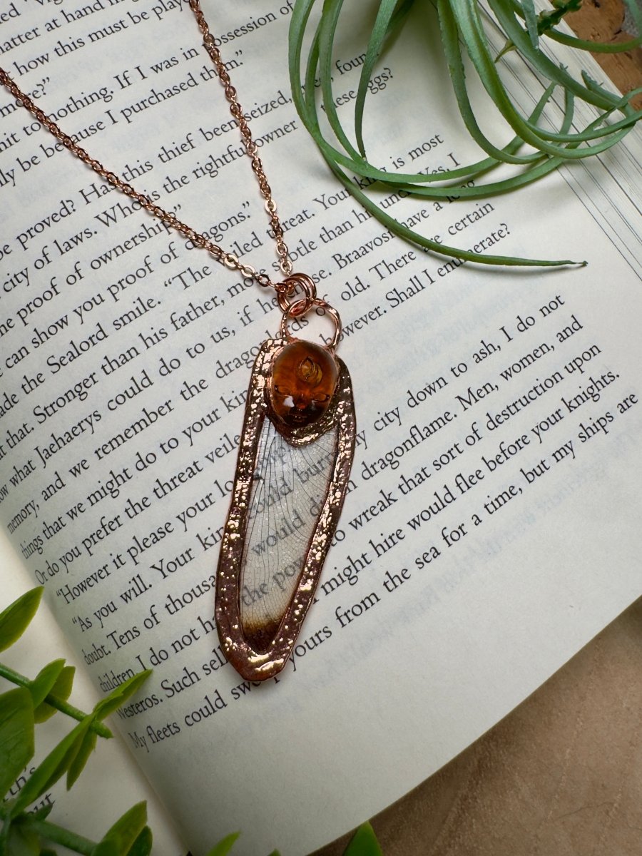 Resin Face and Dragonfly Wing Necklace | Copper Ashes