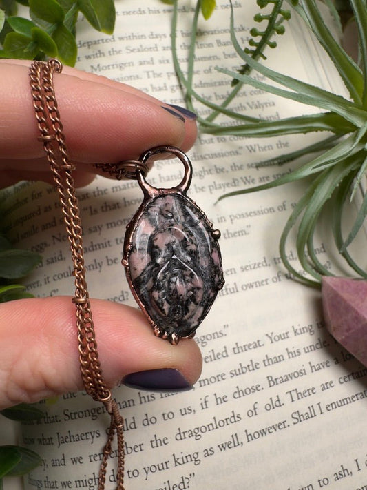 Rhodonite Yoni Necklace | Copper Ashes
