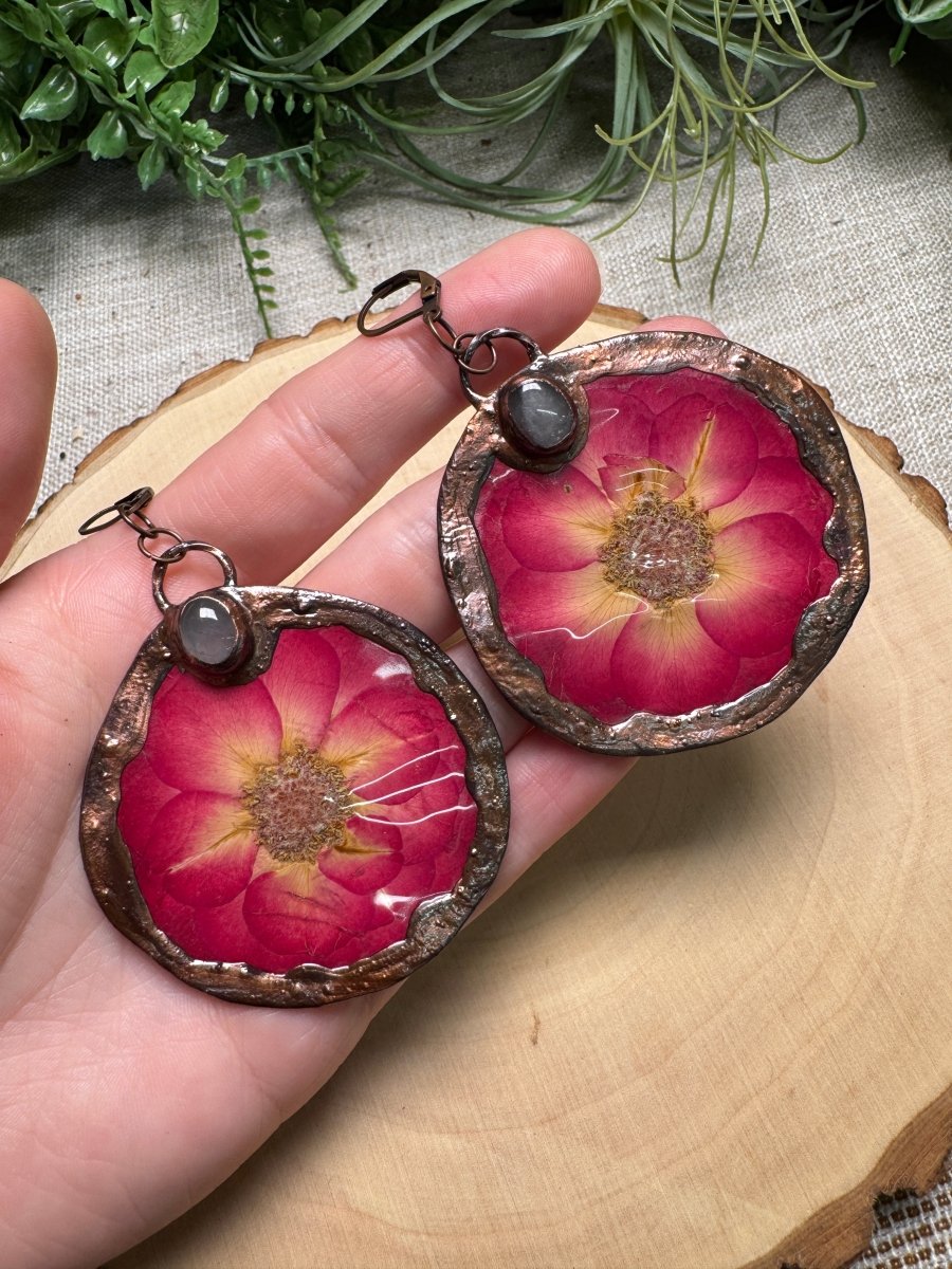 Rosie - Rose Quartz and Flower Earrings | Copper Ashes