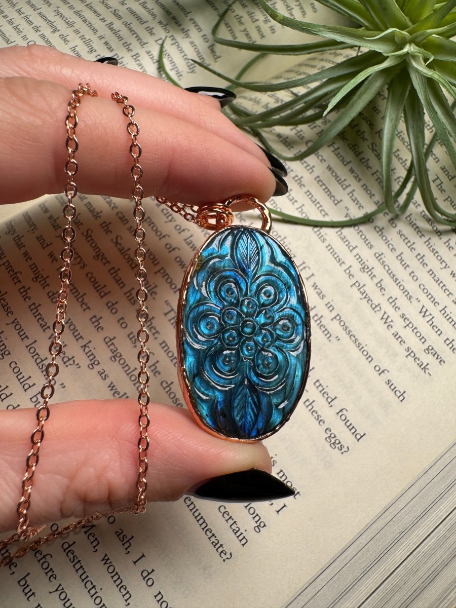 Sacred Geometry Labradorite Necklace | Copper Ashes