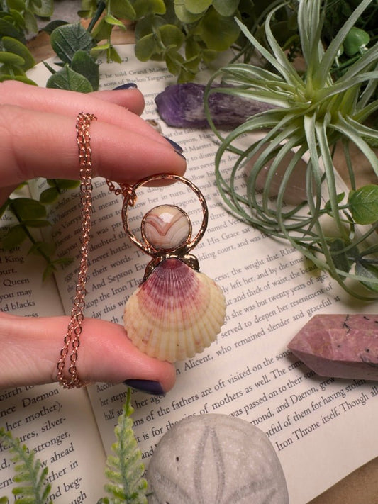Scallop Shell and Crazy Lace Agate Necklace | Copper Ashes