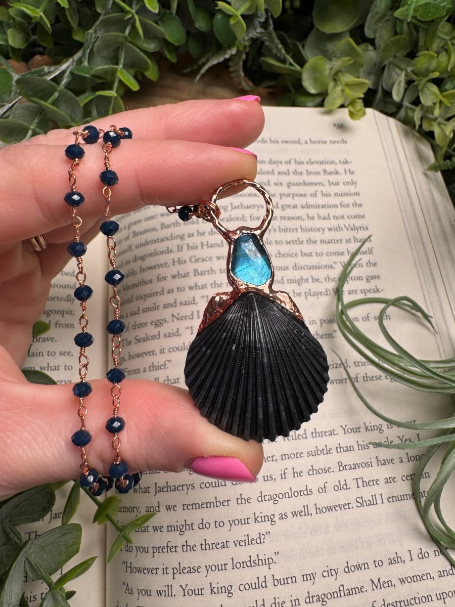Scallop Shell and Labradorite Necklace with Beaded Chain | Copper Ashes