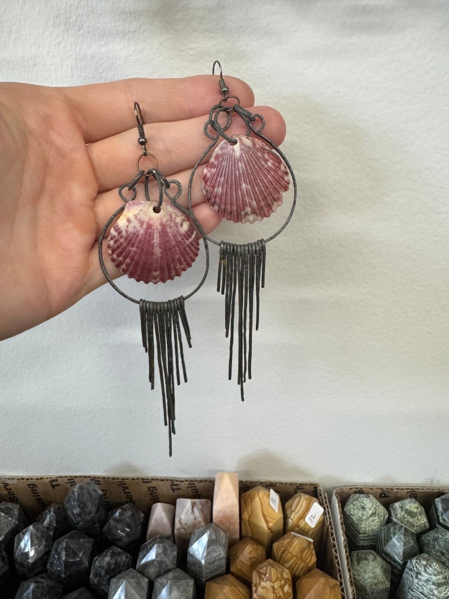 Scallop Shell Earrings | Copper Ashes