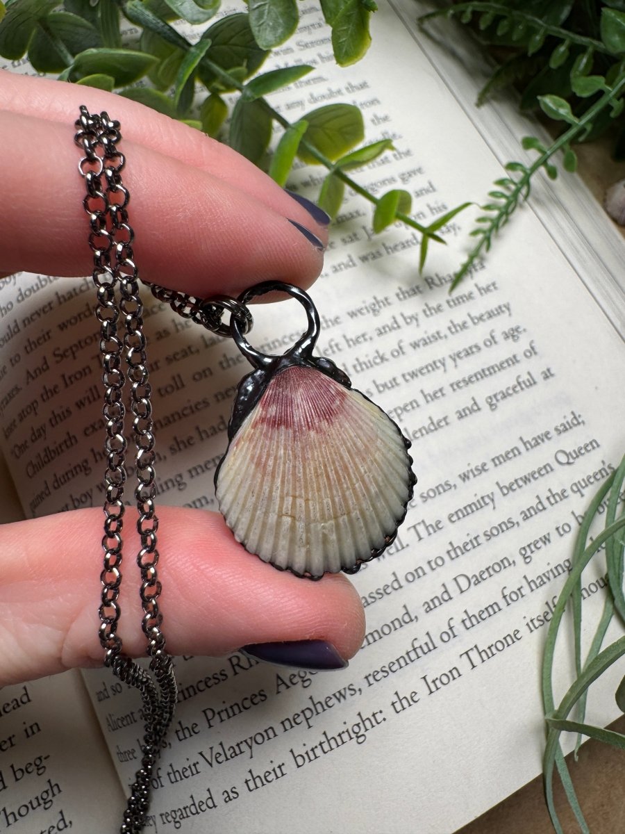 Scallop Shell Necklace | Copper Ashes