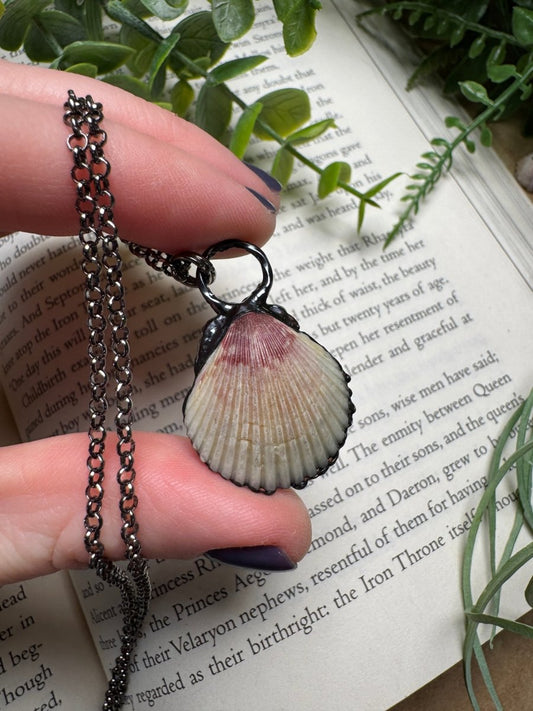 Scallop Shell Necklace | Copper Ashes