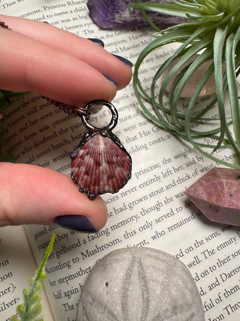 Scallop Shell Necklace | Copper Ashes