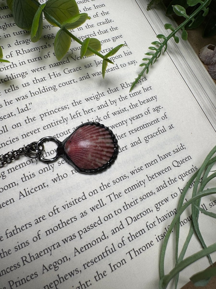 Scallop Shell Necklace | Copper Ashes