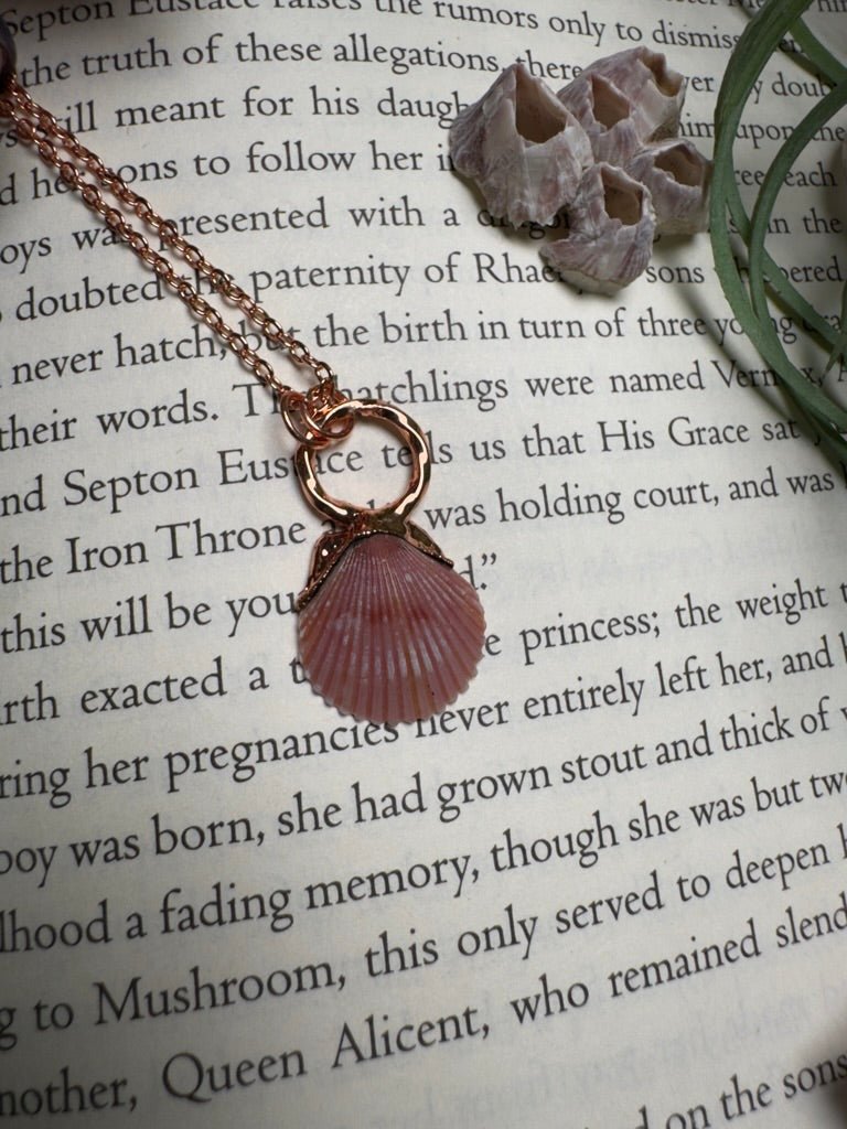 Scallop Shell Necklace (minor blemishes on shell) | Copper Ashes
