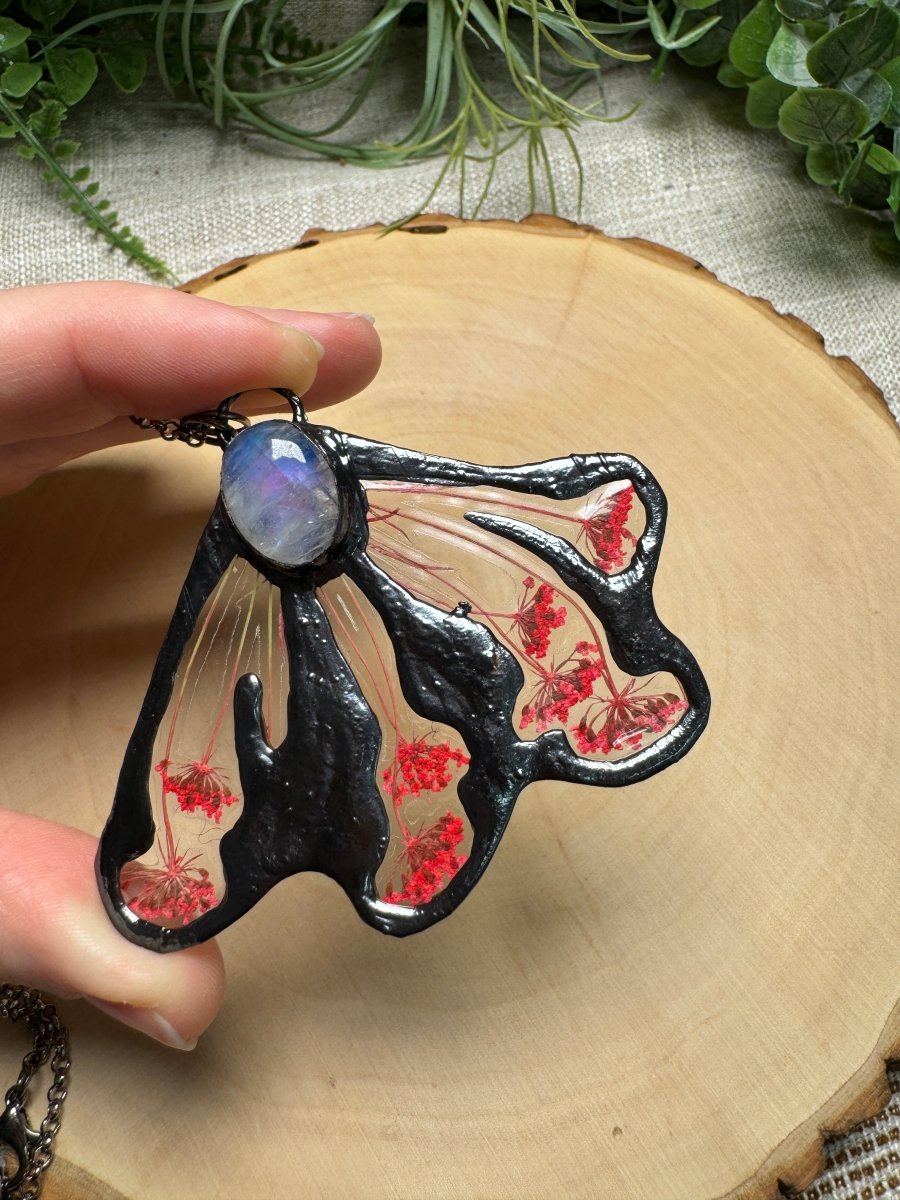 Scarlet - Moonstone and Dried Flowers Necklace | Copper Ashes